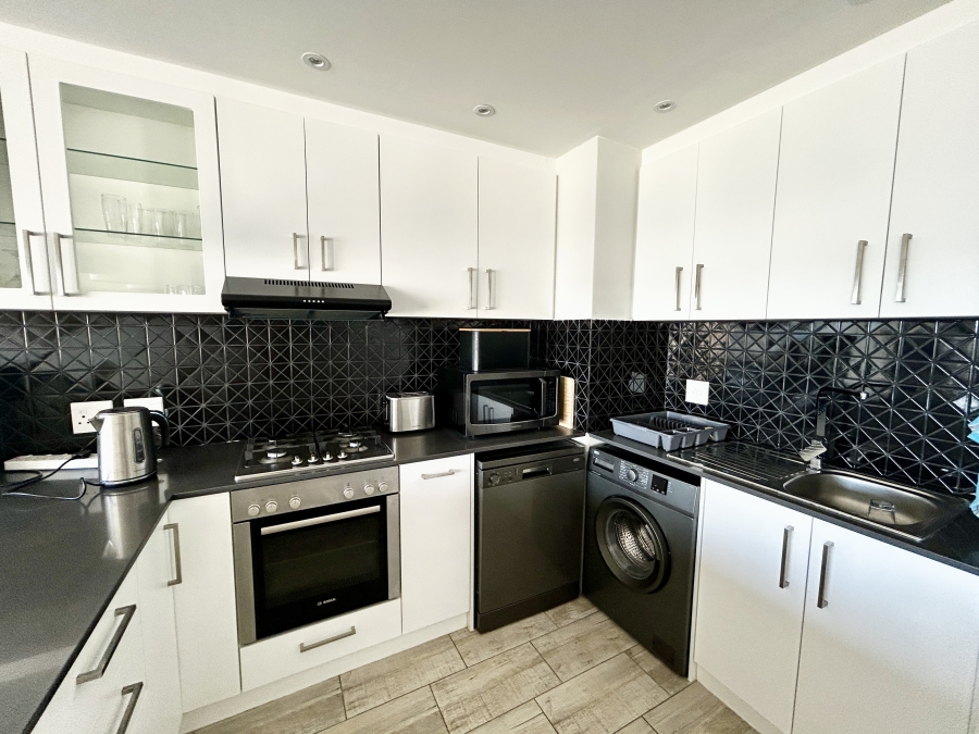 2 Bedroom Property for Sale in Waves Edge Western Cape